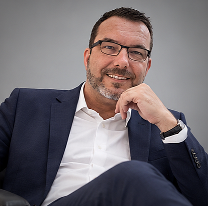 Laszlo Hornyik — Founder Brand Advisor, B2B Identity